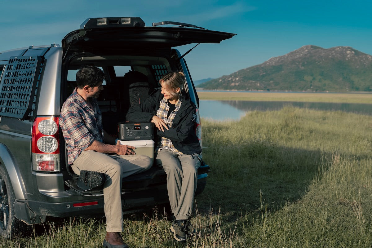 Best Black Friday Deals on Solar Generators for Home Backup & Outdoor