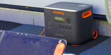 Jackery Solar Generator 3000 Pro