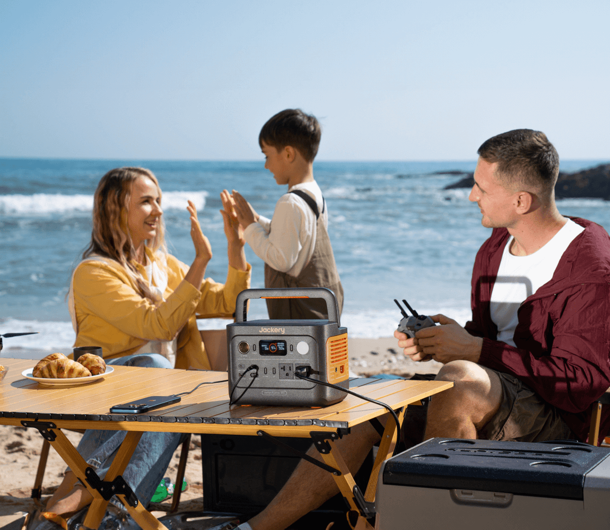 Jackery Explorer 300 v2 | 288Wh Portable Power Station - Jackery CA
