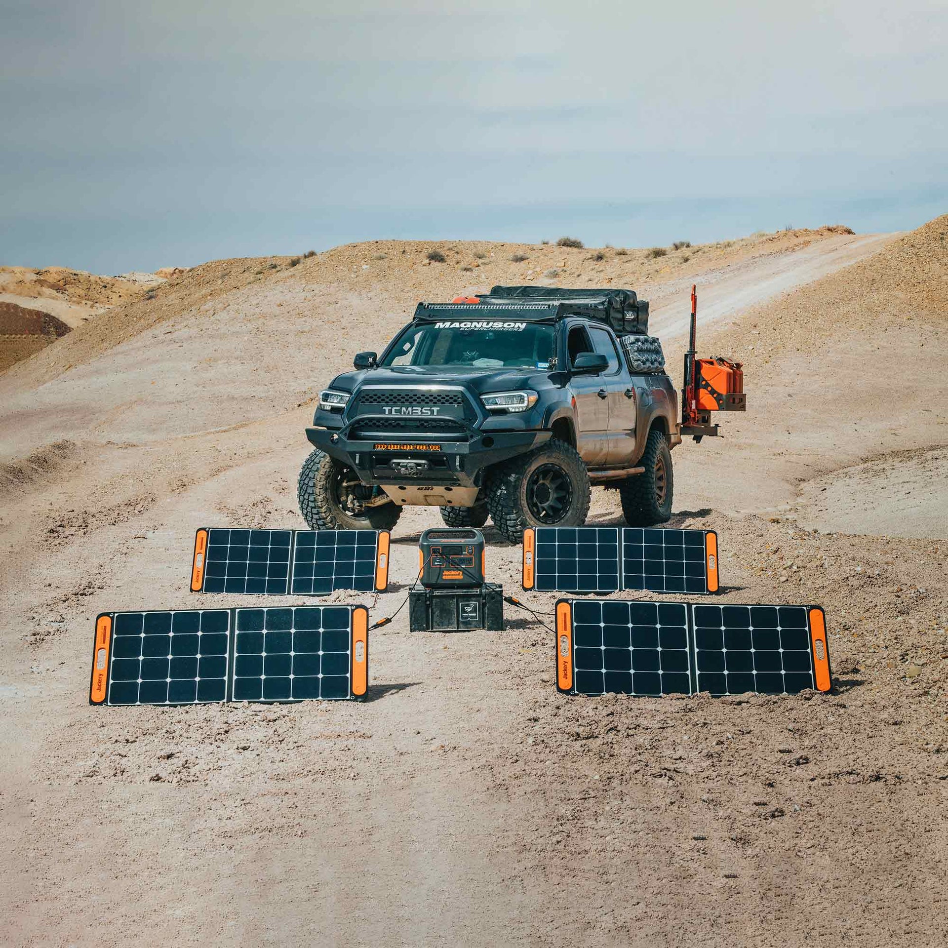 Jackery solar generator 1500 while overlanding